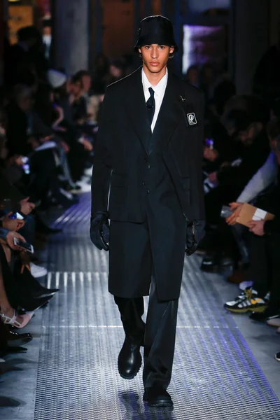 Look 58